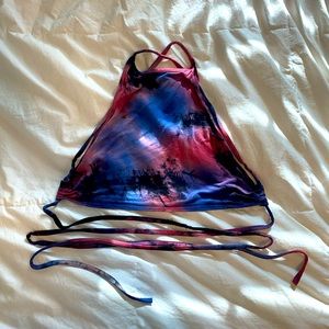 Women’s strappy open back tie dye crop top